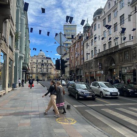 Central Bank Apartment Сараево Экстерьер фото