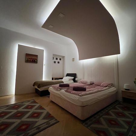 Central Bank Apartment Сараево Экстерьер фото