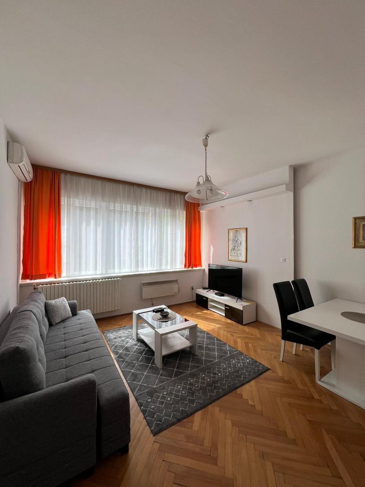 Central Bank Apartment Сараево Экстерьер фото