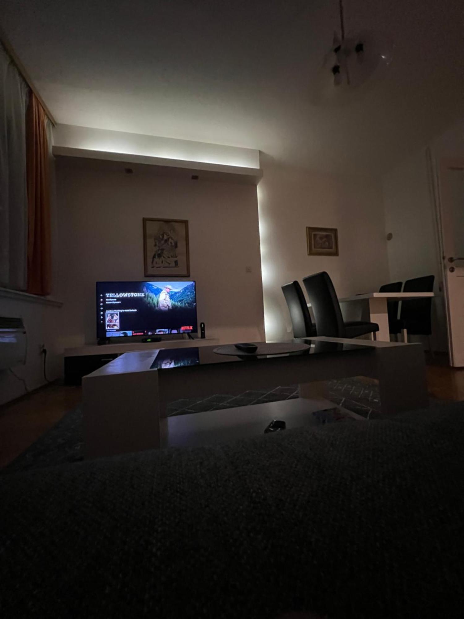 Central Bank Apartment Сараево Экстерьер фото